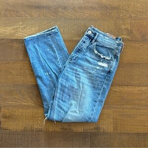 american eagle distressed 90s jeans